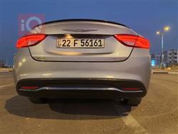 Chrysler 200